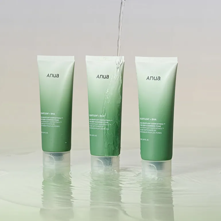 Heartleaf Quercetinol Pore Deep Cleansing Foam