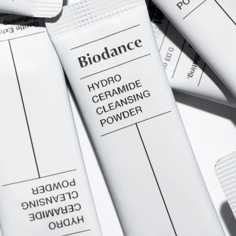 Hydro Ceramide Cleansing Powder