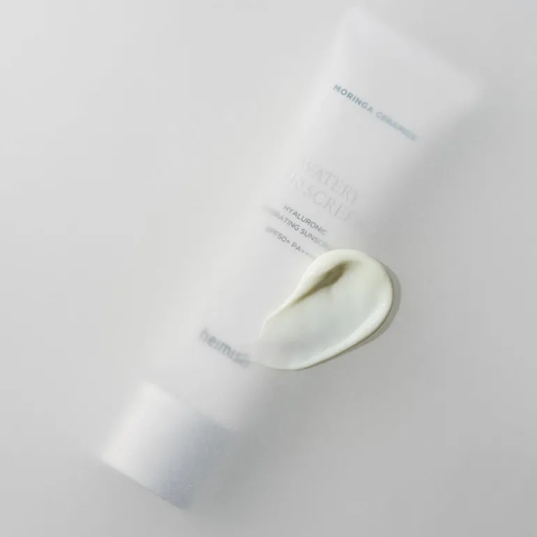 Moringa Ceramide Hyaluronic Acid Hydrating Watery Sunscreen