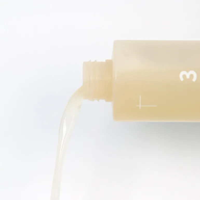 No.3 Super Glowing Essence Toner