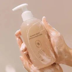 Salmon Fruity Centella Body Wash